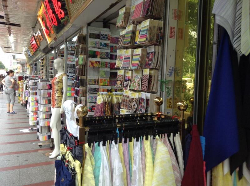Fabric shop on the roadsize of zhongda fabric market-1
