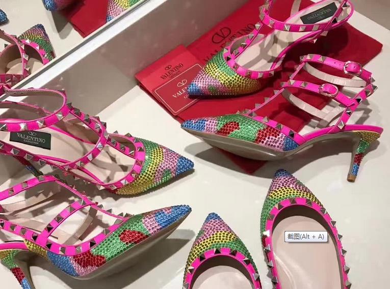 Fake shoes in Guangzhou Guoda copy shoes wholesale market