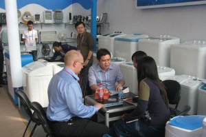 Arrange meetings with Chinese manufacturers during the 114th Canton Fair