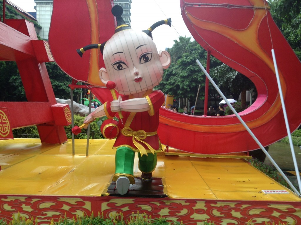 Cool dudes behind the large drum in Guangzhou Cultural Park-1