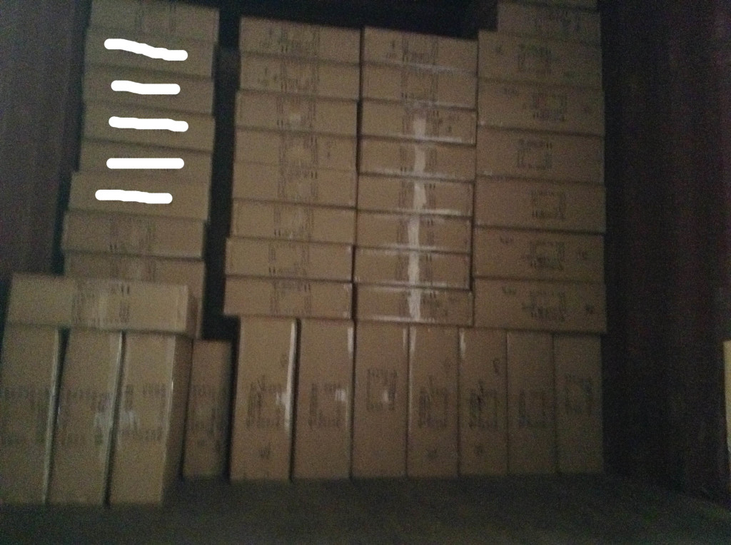 Loading LED container in Guzhen-3
