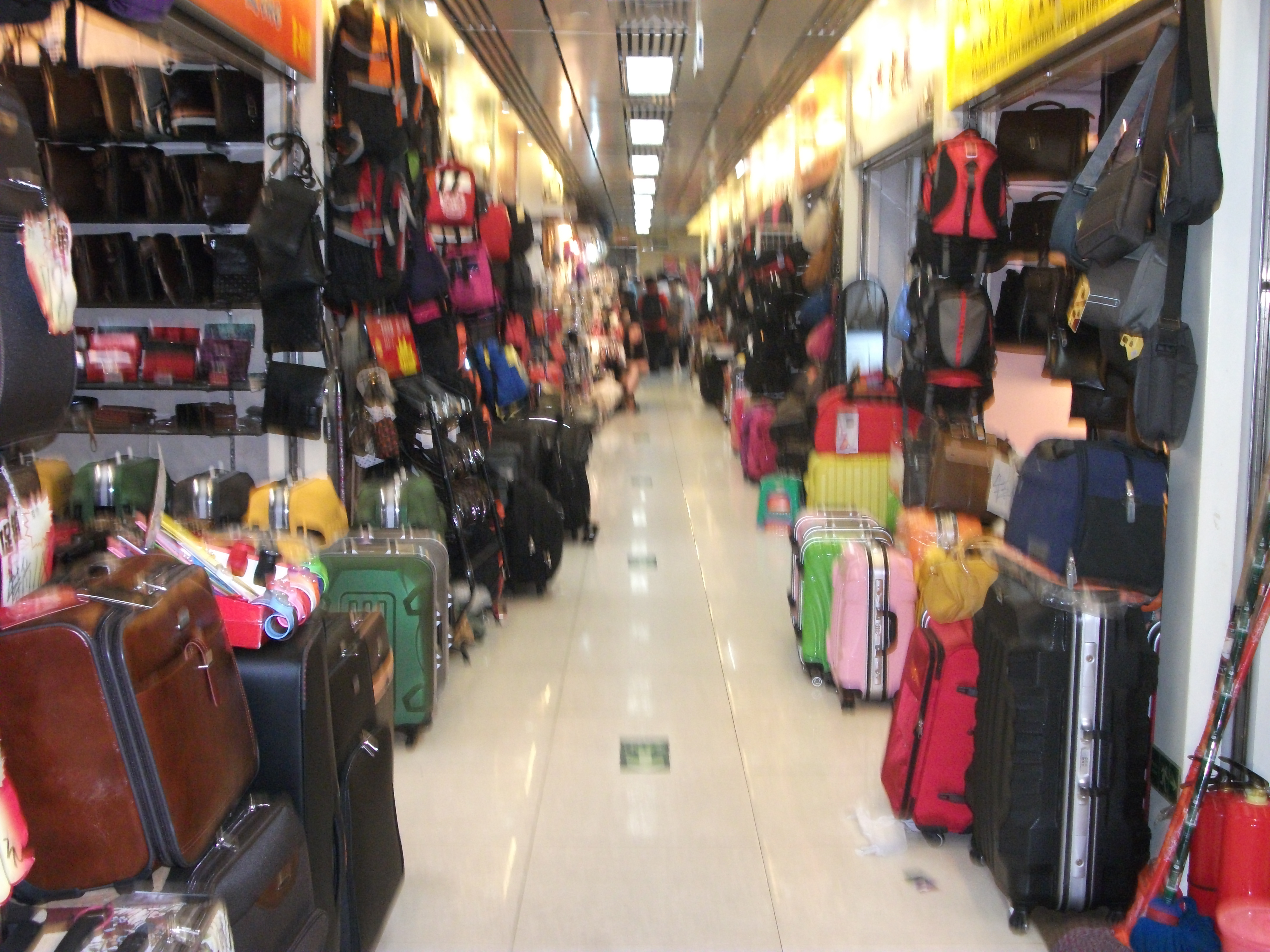 Cloth markets in Guangzhou