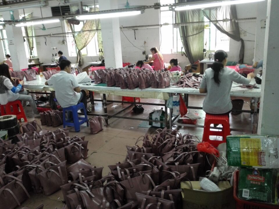 China Handbags Manufacturers Business in Guangzhou