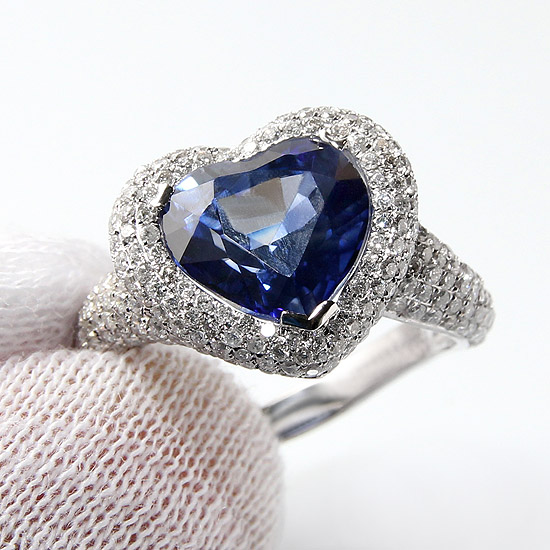 Chopard ceylon sapphire diamond ring by our Italian designer in China