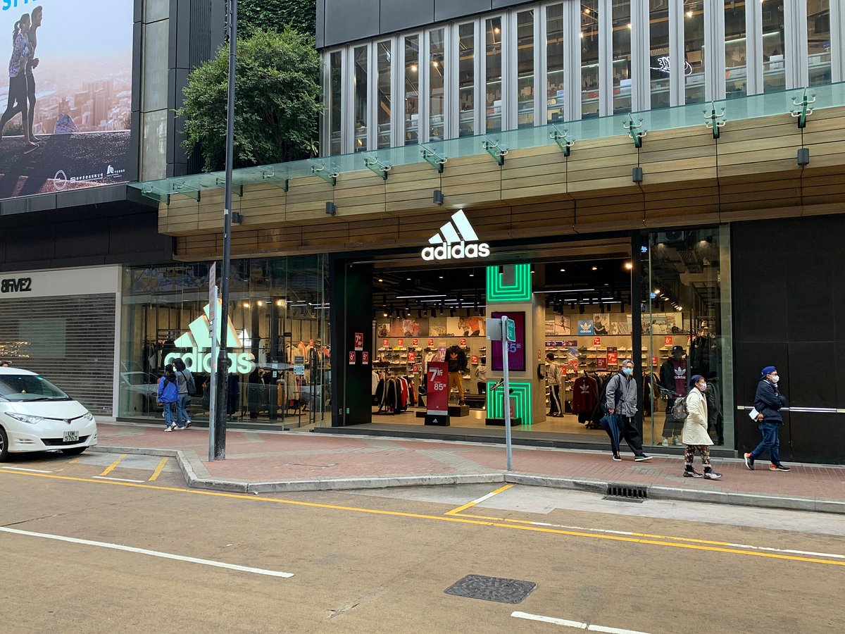 Discover Sneaker Street in Hong Kong A Paradise for Footwear Enthusiasts Business in Guangzhou