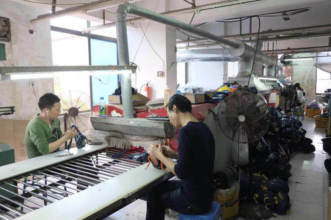 Assembly line of running shoes factory in China-1